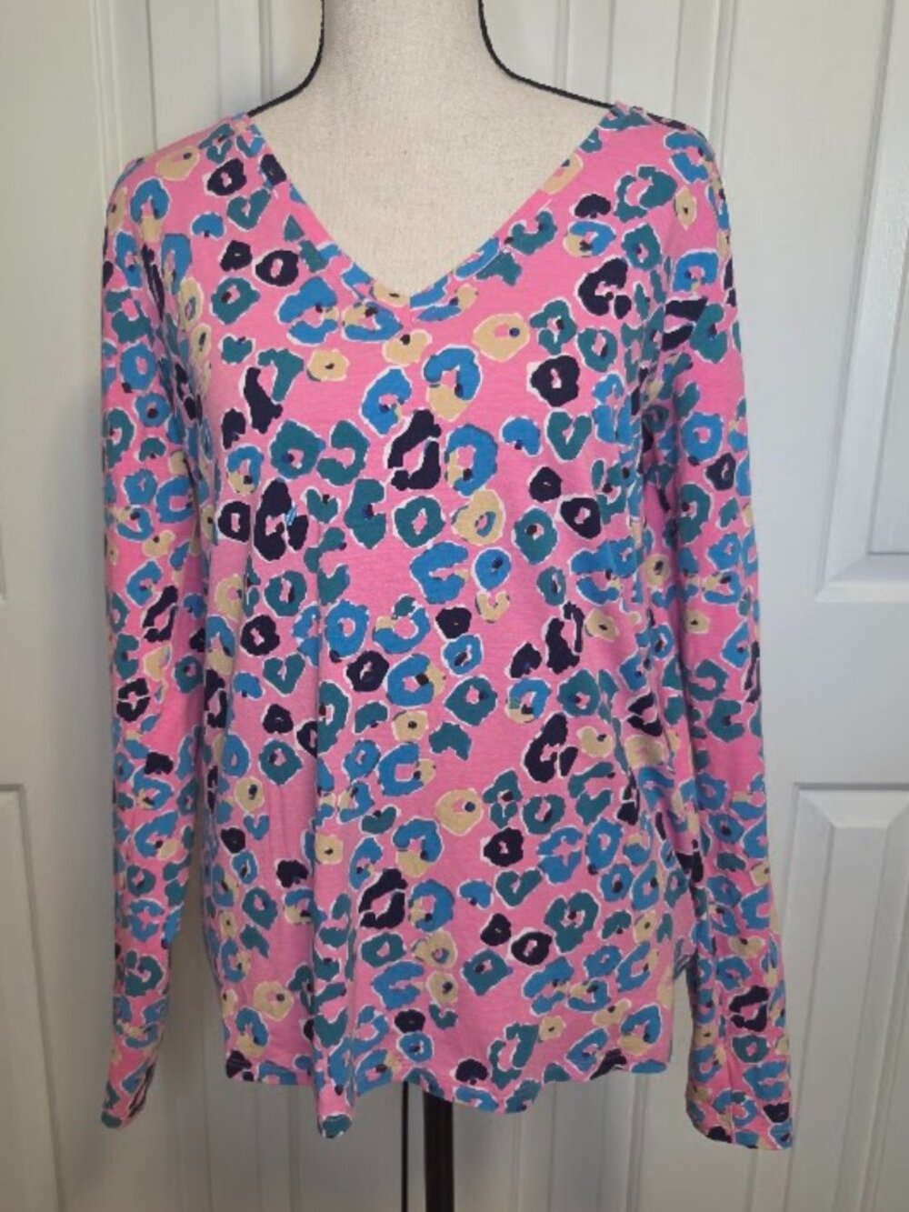 Lilly Pulitzer Pink Leopard Print Long Sleeve V-Neck Top Medium